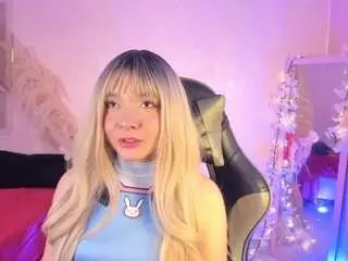 Jullieee  live sex cam