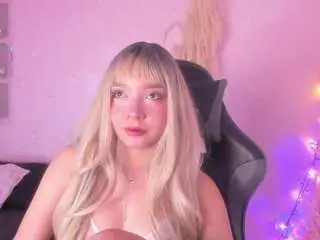 Jullieee  live sex cam
