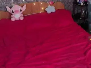 Lillolly67  live sex cam