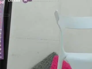 Madison-horny69  live sex cam