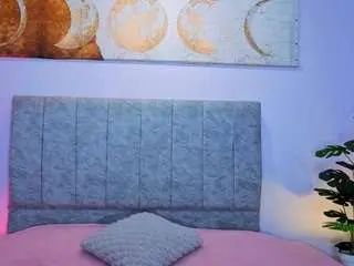 Perla-cambell  live sex cam