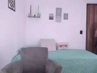 Renata-salinas  live sex cam