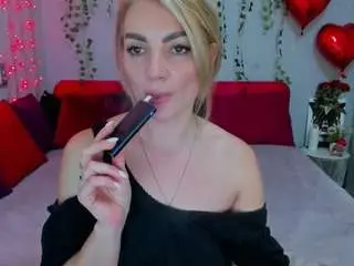 Rileybellucci  live sex cam