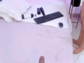 Shalom-exotic  live sex cam