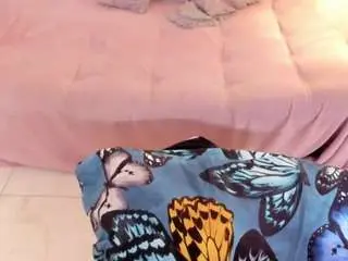 April-roses  live sex cam