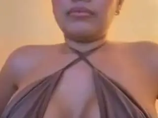 April-roses  live sex cam