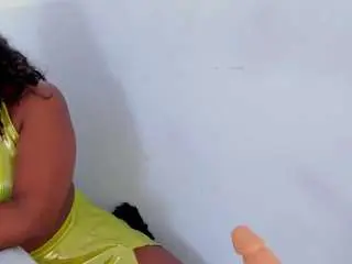 Ashanti-moreno  live sex cam