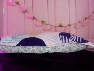 Ivonne-valencia  live sex cam