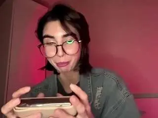 Fondasidman  live sex cam