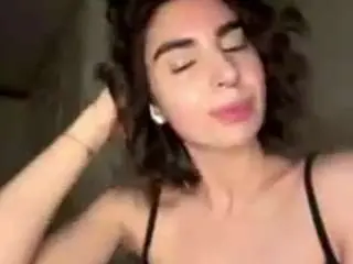 Fondasidman  live sex cam