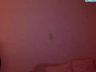 Laura-d  live sex cam