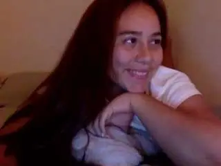 Laura-d  live sex cam