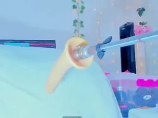 Tiffanny-loveee  live sex cam