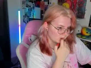 Alicee-kitagawaa  live sex cam