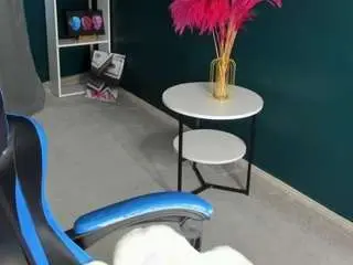 Alicee-kitagawaa  live sex cam