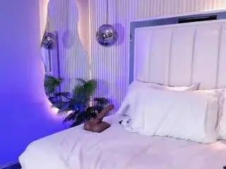 Mariathlittle  live sex cam