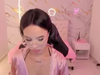 Martina-gomezgomez  live sex cam