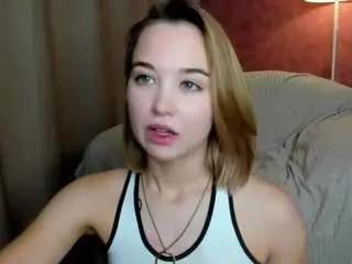 Vernitabelluomini  live sex cam