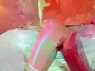Vernitabelluomini  live sex cam