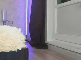 Breeze-see  live sex cam