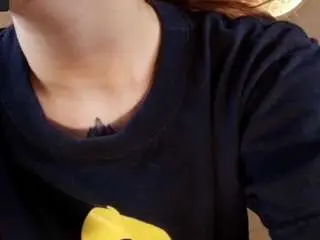 Jenna-bluee  live sex cam