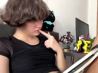 Lissapuccio  live sex cam