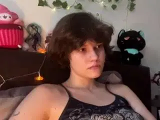 Lissapuccio  live sex cam