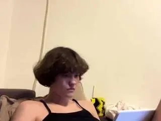 Lissapuccio  live sex cam