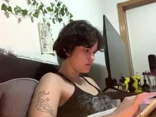 Lissapuccio  live sex cam