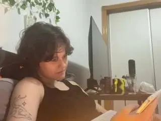 Lissapuccio  live sex cam