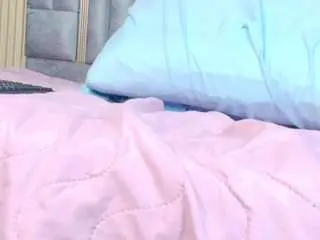 Littleebluee  live sex cam