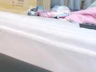 Littleebluee  live sex cam