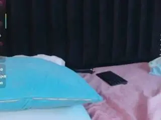 Littleebluee  live sex cam