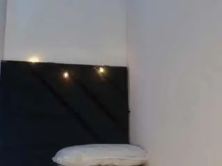Littleebluee  live sex cam