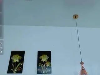 Littleebluee  live sex cam