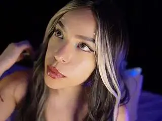 Littleebluee  live sex cam
