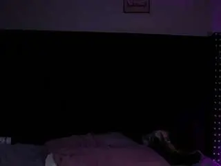 Littleebluee  live sex cam