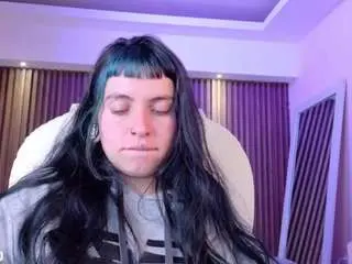 Lucysmith7  live sex cam