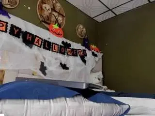 Mia-scarlet  live sex cam