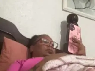 Peachesstarr20  live sex cam