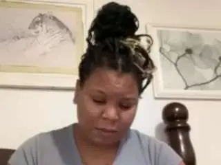 Peachesstarr20  live sex cam