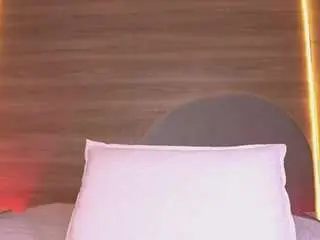 Violeta-evanz  live sex cam