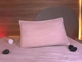 Violeta-evanz  live sex cam