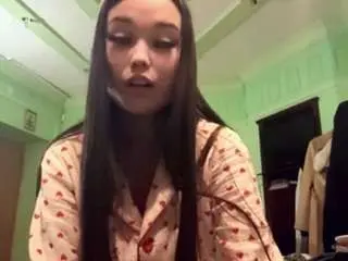 Ernestinastrande  live sex cam