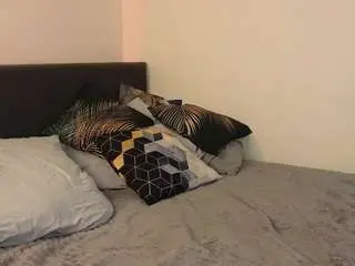 Jenifer-stound  live sex cam
