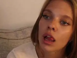 Kelly-clarks  live sex cam
