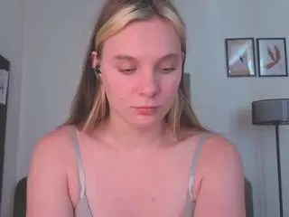 Philomenaatcher  live sex cam