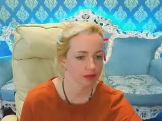 Alaskaallila  live sex cam