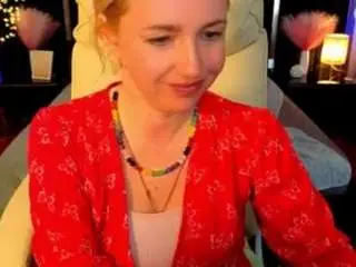 Alaskaallila  live sex cam