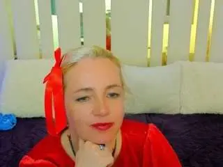 Alaskaallila  live sex cam